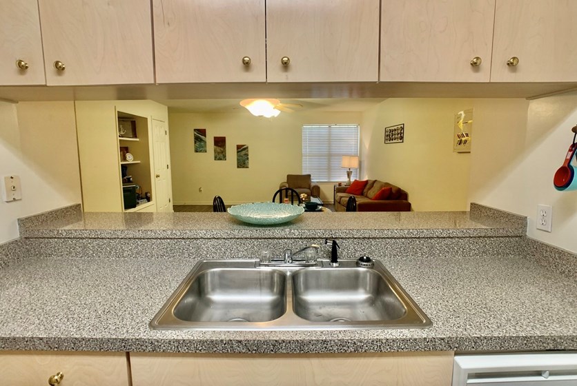 Bradford Oaks Apartments in Tallahassee, FL RentTally