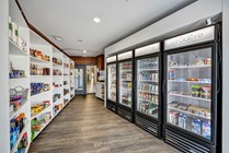 Luxe - Amenities - Market