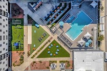 Building-Exterior-02-The-Rowe-Tallahassee-FL-11