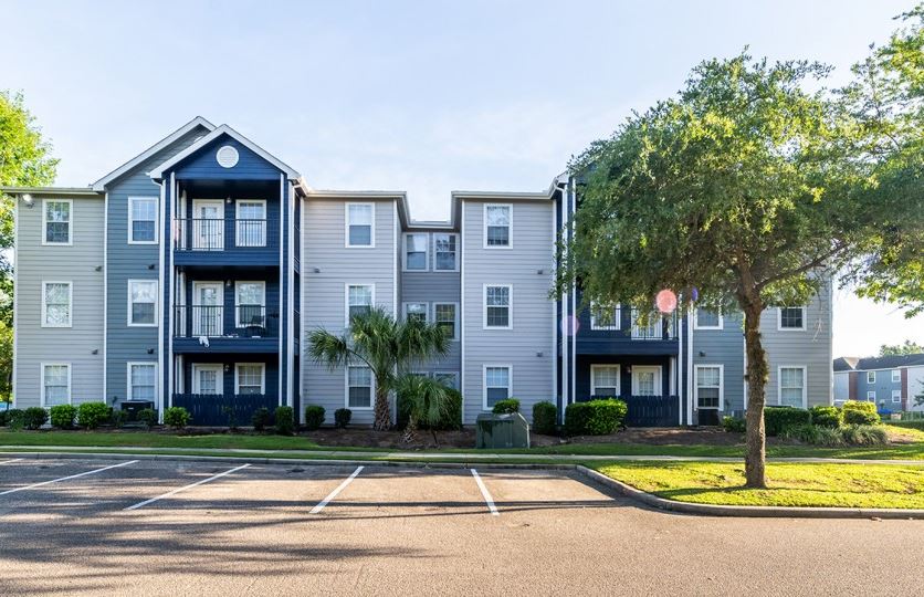 Social 1600 Student Apartments near FSU Rent Tally