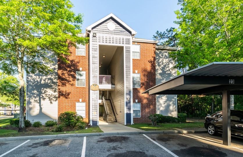 Social 1600 Student Apartments near FSU Rent Tally