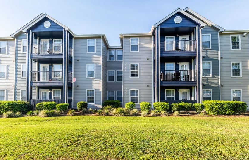 Social 1600 Student Apartments near FSU Rent Tally