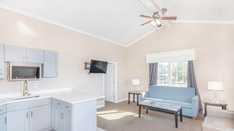 Monarch Luxury Studio Apartments